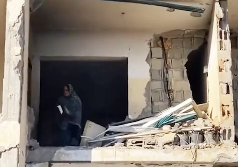 سيدة فلسطينية