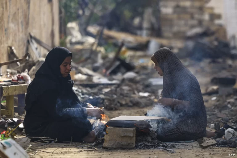 تمديد الهدنة في غزة ليومين إضافيين وقطر تسعى لوقف أطول لإطلاق النار هدنة غزة