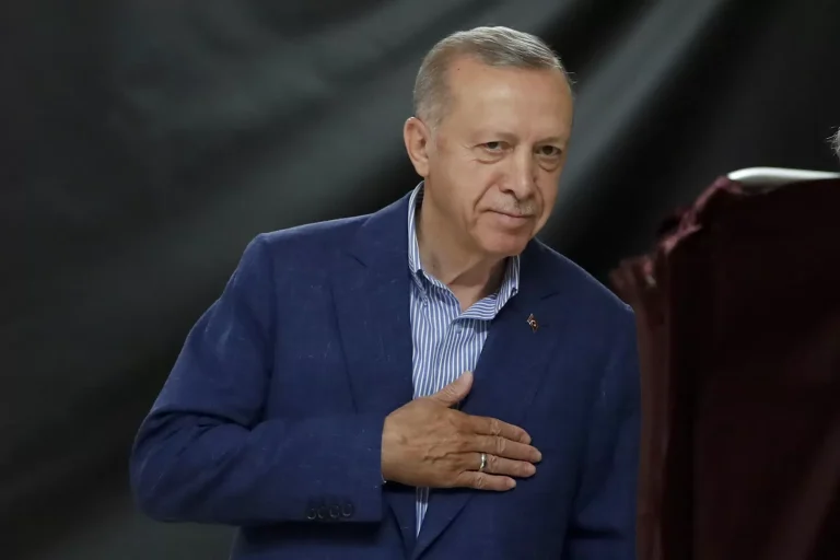 تهنئة أردوغان لليهود “بعيد حانوكا” تثير انتقادات لاذعة ضده رجب طيب أردوغان