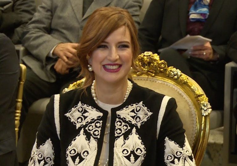 ظهور نادر للأميرة للا سلمى طليقة محمد السادس في لندن (شاهد) ظهور نادر للأميرة للا سلمى طليقة محمد السادس في لندن