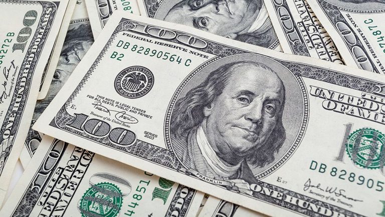 سعر الدولار يصعد لقمة جنونية تاريخية بمصر وهذا موعد التعويم المتوقع