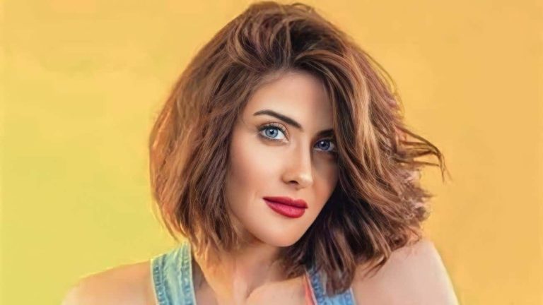 بوشم في منطقة حساسة.. إطلالة الممثلة المصرية هيدي كرم الأكثر جرأة