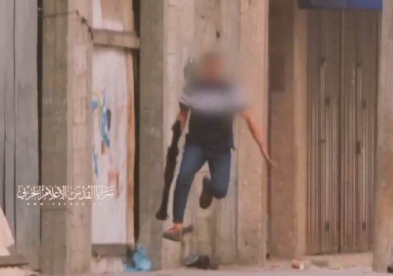 “ولعت” .. كيف استشهد عاهد عدنان أبو ستة صاحب الصرخة الشهيرة؟ (شاهد) عاهد عدنان أبو ستة صاحب عبارة ولعت
