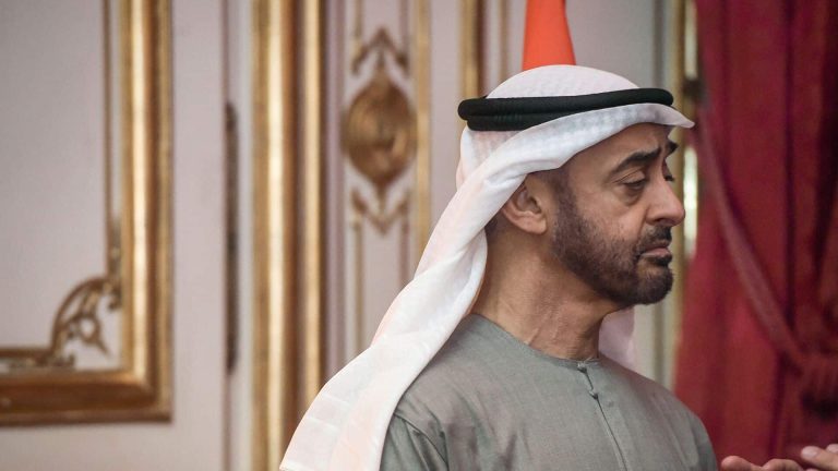 “واشنطن بوست” تحذر من تداعيات مؤامرات أبوظبي في القرن الإفريقي "واشنطن بوست" تحذر من تداعيات مؤامرات أبوظبي في القرن الإفريقي