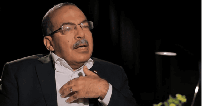 يحيى حسين يُعري صفقات مشبوهة مررها السيسي ويستنفر النظام