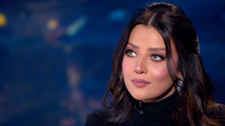 رضوى الشربيني ب"نيو لوك" والجمهور يشيد بجمالها -فيديو