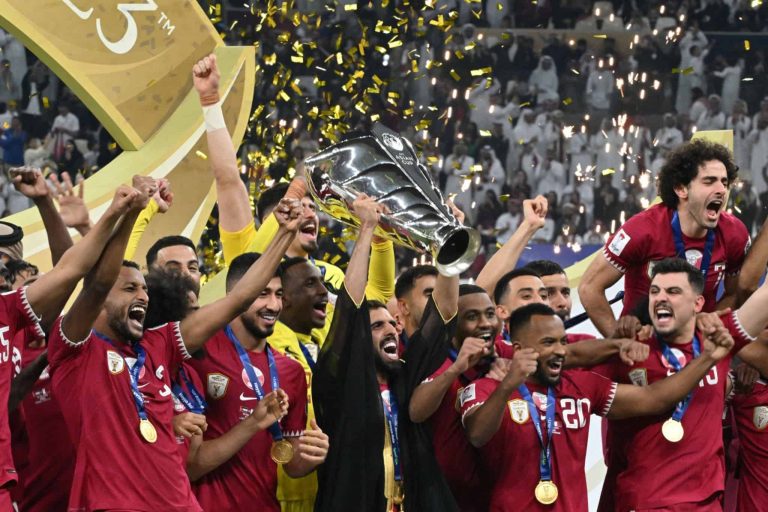 3 ركلات جزاء وهاتريك أكرم عفيف.. العنابي القطري بطلاً لكأس آسيا 2023 للمرة الثانية بفوزه على نشامى الأردن (شاهد) العنابي القطري