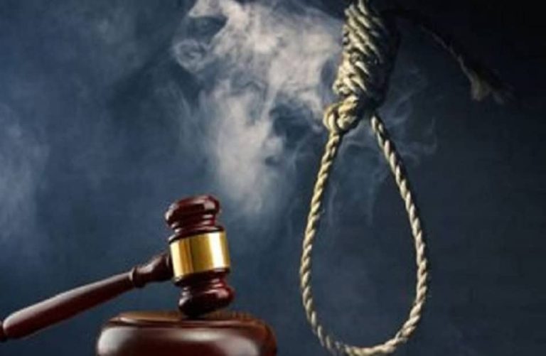 تلذذ بتصوير هتك عرض ضحاياه.. 99 امرأة وراء الإعدام لطبيب نساء مصري