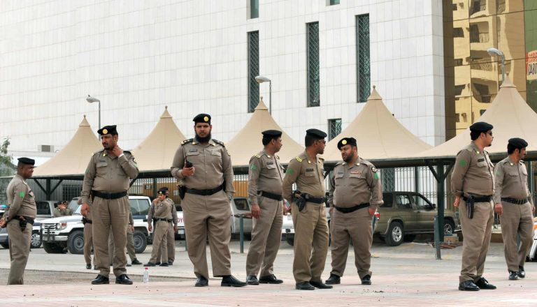 إعدامات جديدة في السعودية.. المملكة تعدم 2 من مواطنيها وتعلن التفاصيل السلطات السعودية