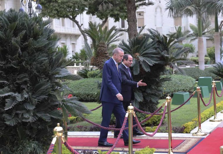 فيديو احتقار أردوغان للسيسي ومهاجمته يثير جدلا.. ما الذي تغير في 2024؟