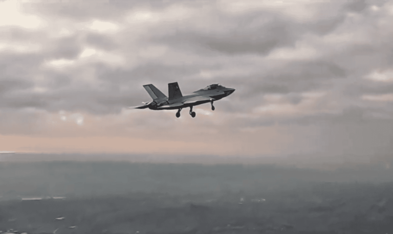 المقاتلة "قآن" تحلق بنجاح ويوم تاريخي بتركيا.. تنافس "F35" الأمريكية وهذه مواصفاتها