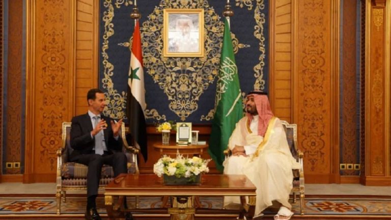 حملة ممنهجة لشيطنة السوريين المقيمين في السعودية
