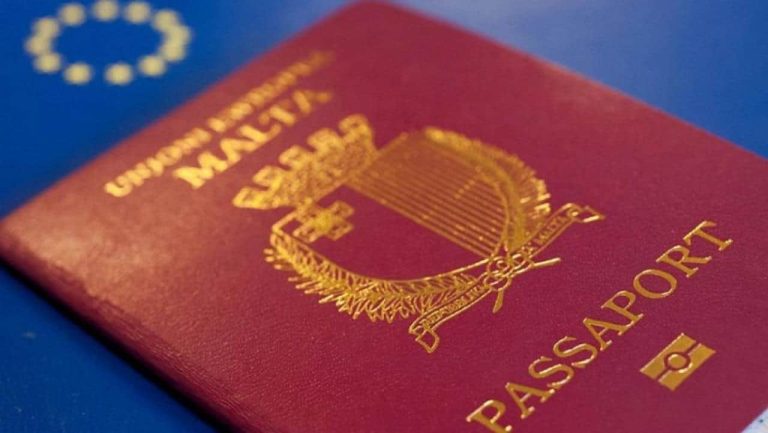 يمتلكه 500 شخص فقط.. معلومات مثيرة عن أندر جواز سفر بالعالم وعلاقته بالقدس