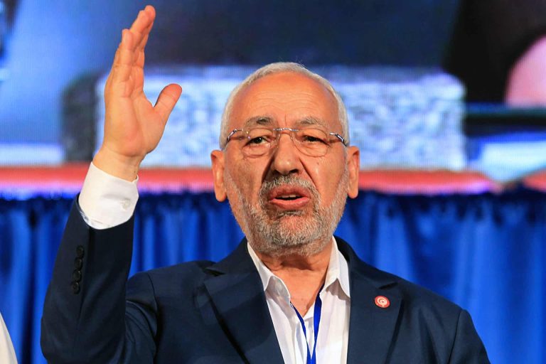 تونس.. سعيد يواصل التنكيل بالغنوشي عبر "مسرحيات" القضاء الهزلية