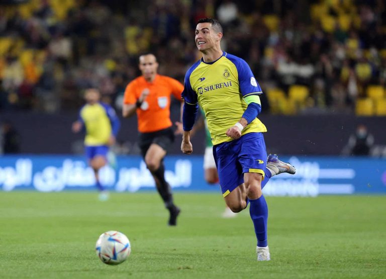 انتر ميامي يرد على نادي النصر في انستغرام قبل قمة ميسي ورونالدو انتر ميامي يرد على نادي النصر في انستغرام قبل قمة ميسي ورونالدو