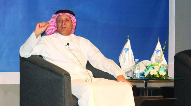 الراشد يدعو لتصفية القضية وتوطين الفلسطينيين حيث وُجدوا:”الحل الأمثل” الراشد يدعو لتصفية القضية وتوطين الفلسطينيين حيث وُجدوا:"الحل الأمثل"