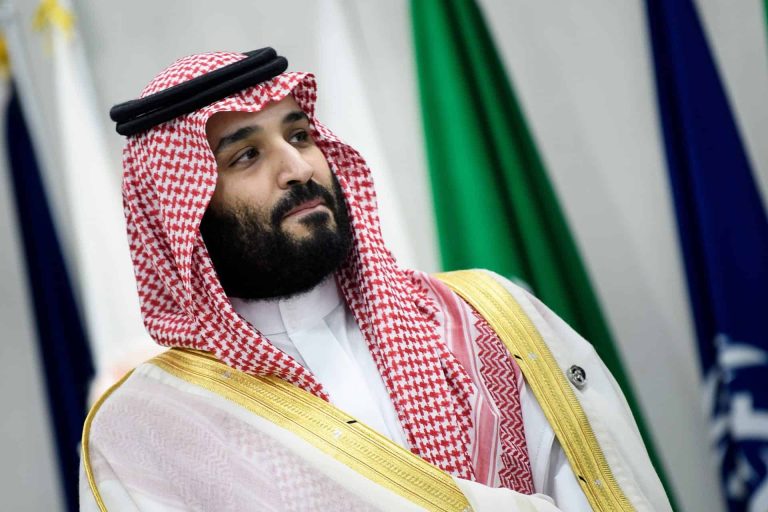“العهد الجديد” يتحدث عن حركة تنقلات هائلة في الحرس الملكي السعودي.. هل يخشى ابن سلمان شيئًا؟ محمد بن سلمان