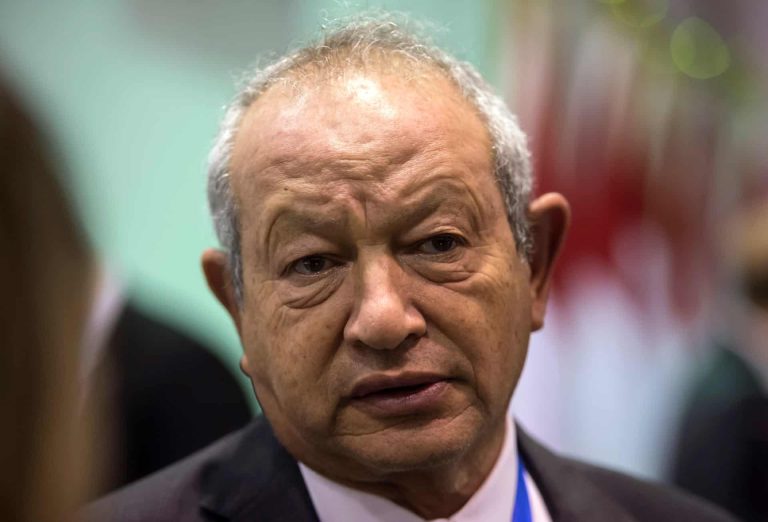 ساويرس يحذر السيسي بشدة مما فعله لحل أزمة الدولار