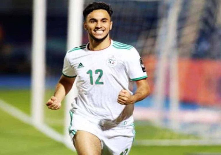 أدم وناس ينفي شائعات رفضه الحضور للمنتخب الجزائري.. وهذا ما قاله عن سبب غيابه أدم وناس