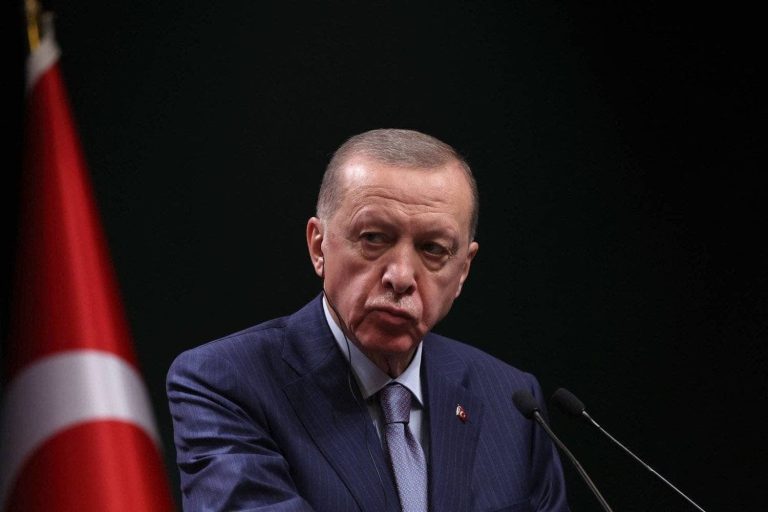 بعد حديث أردوغان الذي تسبب بضجة في تركيا.. من يكون خليفته المحتمل؟ بعد حديث أردوغان الذي تسبب بضجة في تركيا.. من يكون خليفته المحتمل؟