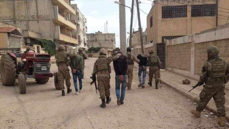 اعتقال طفل في سوريا