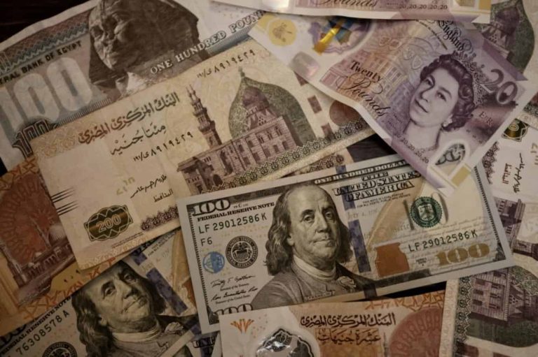 هل تنقذ الأموال الساخنة الاقتصاد المصري أم تزيد من أزماته؟ هل تنقذ الأموال الساخنة الاقتصاد المصري أم تزيد من أزماته؟