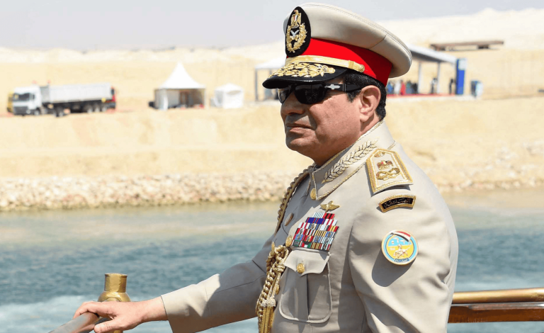 المخفي بمشروع "ازدواج قناة السويس".. لماذا يصر السيسي على استفزاز شعب أوشك على الانفجار في وجهه؟!