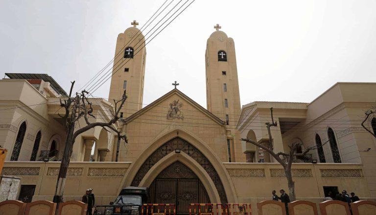 تفاصيل مقتل 3 رهبان مصريين في دير قبطي بجنوب إفريقيا وتعليق شيخ الأزهر الكنيسة القبطية الأرثوذكسية المصرية