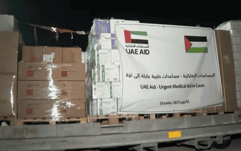 تقرير صادم كشف خبايا "مؤامرة إماراتية".. سر المساعدات لغزة وزيادتها في رمضان