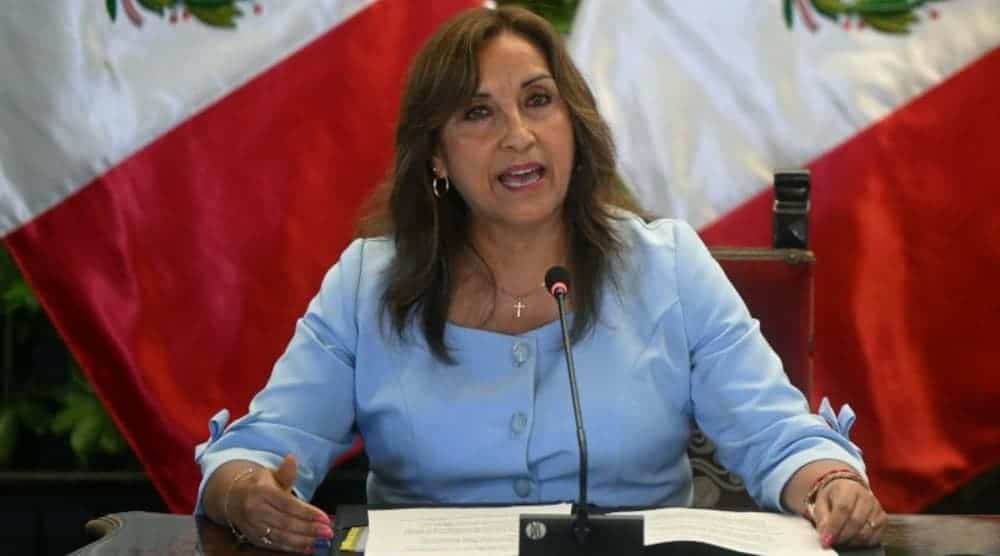 تخضع دينا بولوارتي لتحقيق أولي لحيازتها مجموعة غير معلنة من الساعات الفاخرة