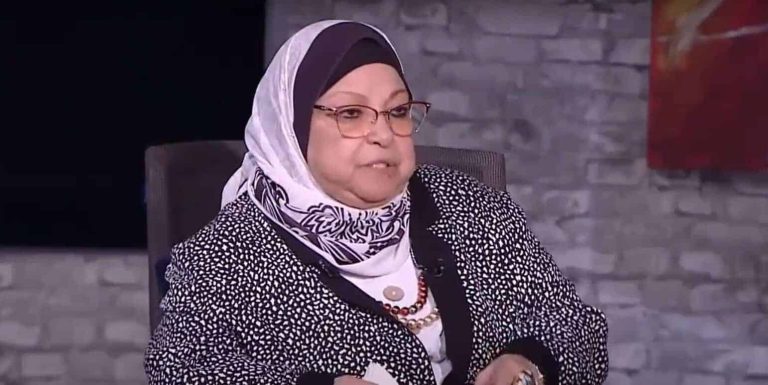 فتوى مثيرة من “مفتية النساء” في مصر عن ترقيع غشاء البكارة الذي فُقد بعلاقة آثمة أو اغتصاب سعاد صالح مفتية النساء في مصر