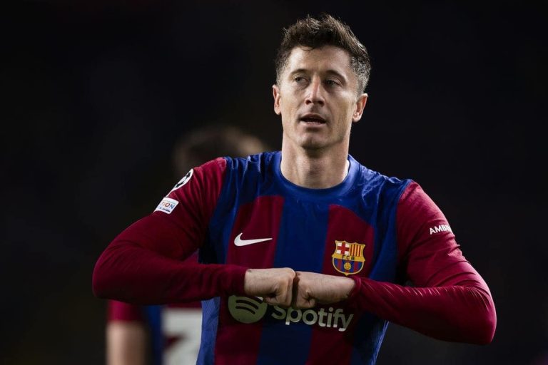 هذا هو بديل ليفاندوفسكي الذي يريده برشلونة بديل ليفاندوفسكي الذي يريده برشلونة هو نيكو ويليامز، مهاجم أتلتيك بلباو