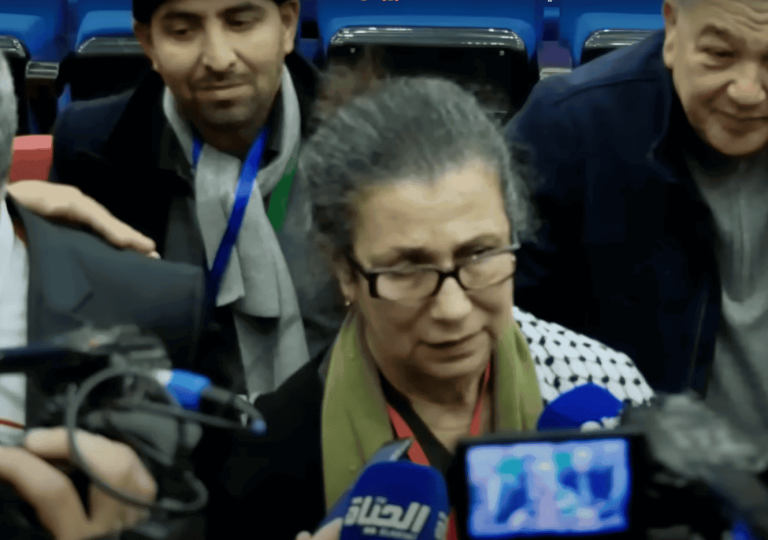 لويزة حنون تطالب تبون بطرد دبلوماسيي الإمارات ومستثمريها من الجزائر