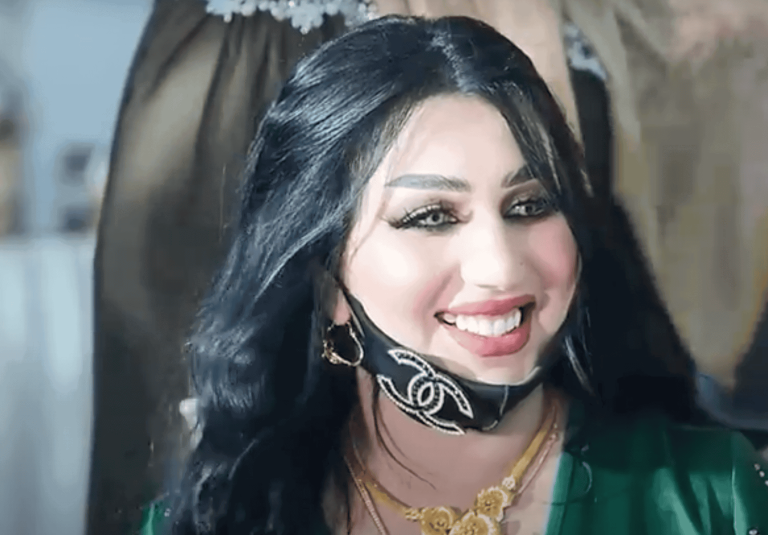 وشم على صدر أم فهد العراقية أثناء فحص الطب الشرعي للجثة يثير جدلا (شاهد) وشم على صدر أم فهد بعد اغتيالها