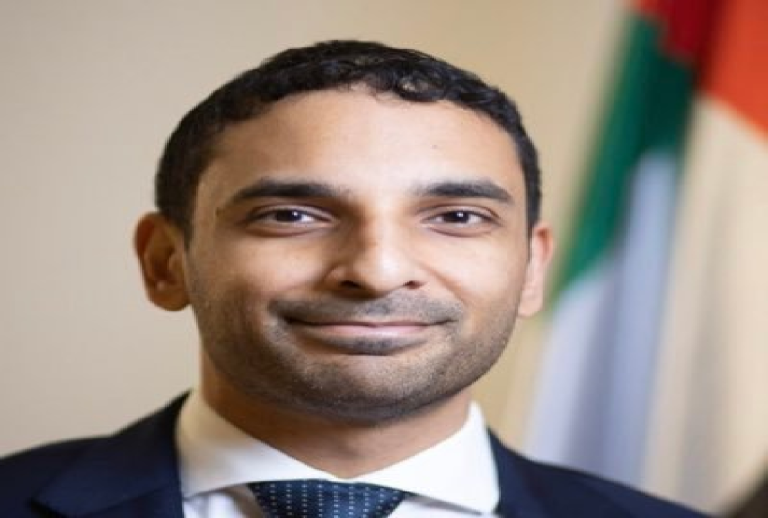 السفير الإماراتي أحمد العطار يسيء للسعودية ويتطاول على الملك وولي العهد السفير الإماراتي أحمد العطار يسيء للسعودية ويتطاول على الملك وولي العهد