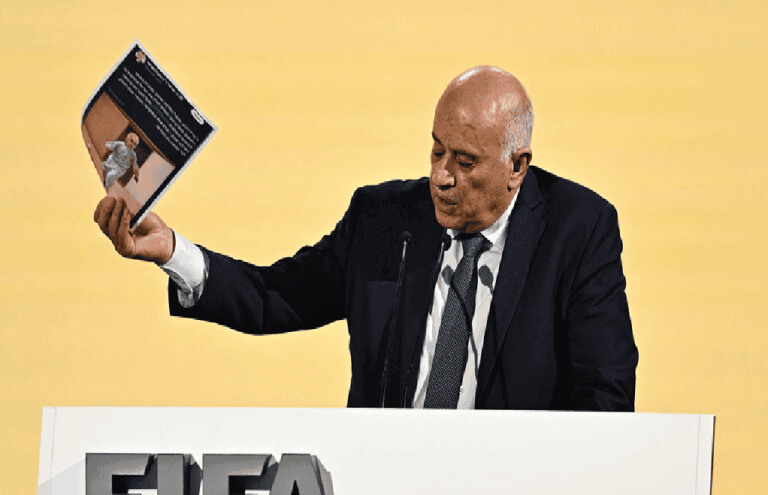 الفيفا يدرس طلب فلسطين تعليق عضوية إسرائيل والمغرب في موقف لا يحسد عليه الفيفا يدرس طلب فلسطين تعليق عضوية إسرائيل والمغرب في موقف لا يحسد عليه