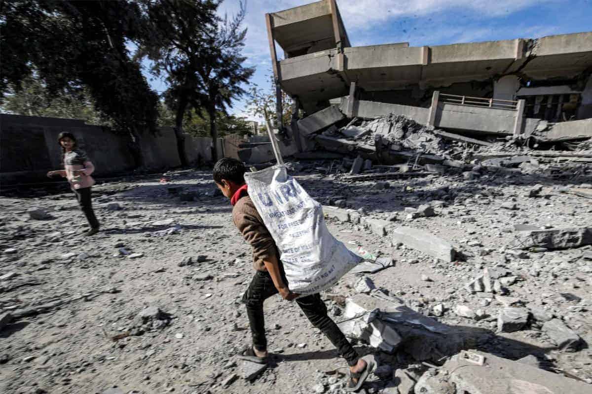 حماس تكشف نتائج مفاوضات القاهرة ووفد الحركة يغادر إلى الدوحة للتشاور مع القادة حماس تكشف نتائج مفاوضات القاهرة ووفد الحركة يغادر إلى الدوحة للتشاور مع القادة