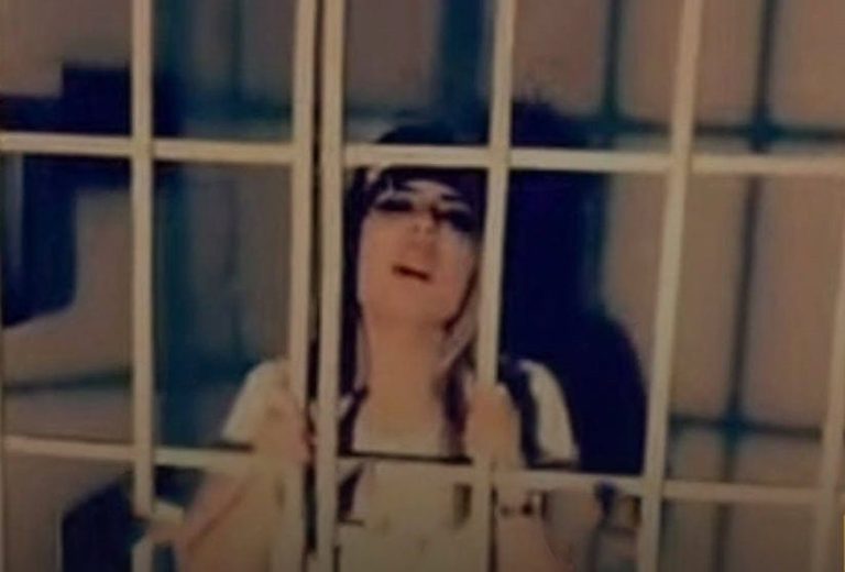 فيديو حليمة بولند تصرخ وتبكي في السجن يثير الجدل .. ما القصة!؟ حليمة بولند تصرخ في السجن