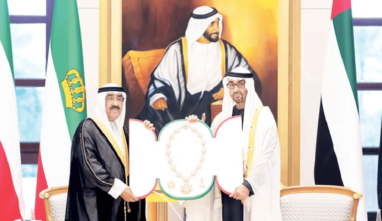 محمد بن زايد أبلغ أمير الكويت دعمه الكامل للانقلاب على الدستور ووأد الديمقراطية بالبلاد محمد بن زايد أبلغ أمير الكويت دعمه الكامل للانقلاب على الدستور ووأد الديمقراطية بالبلاد