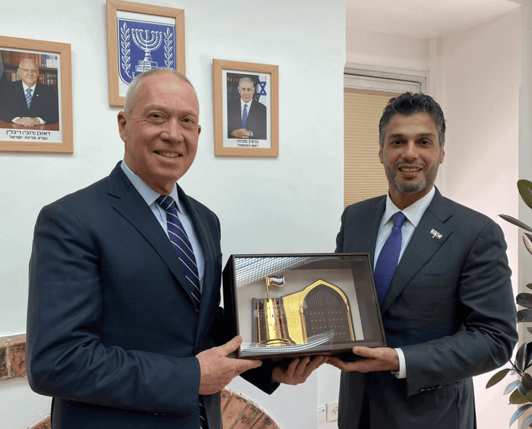 ثمار التطبيع.. هذا ما يحدث داخل جامعات الإمارات بينما جامعات أمريكا انتفضت دعما لغزة ثمار التطبيع.. داخل جامعات الإمارات بينما جامعات أمريكا انتفضت دعما لغزة