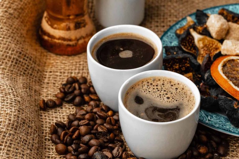 يتعين عدم الافراط بشرب القهوة