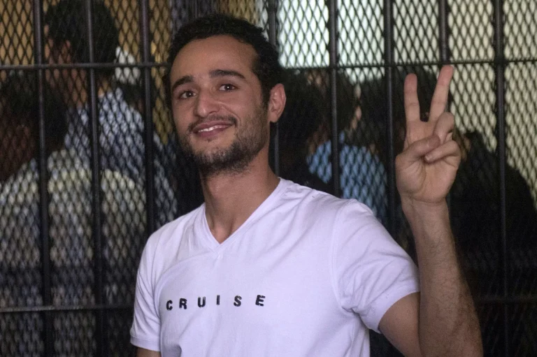 المعتقل السابق الناشط والشاعر أحمد دومة تحدث عن تجربته المريرة في المعتقل